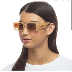 LeSpecs Cream Rectangular Sunglasses.